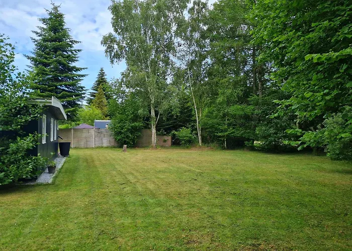 Casa de Férias Cozy Summer House Near And Nature Bøtø By